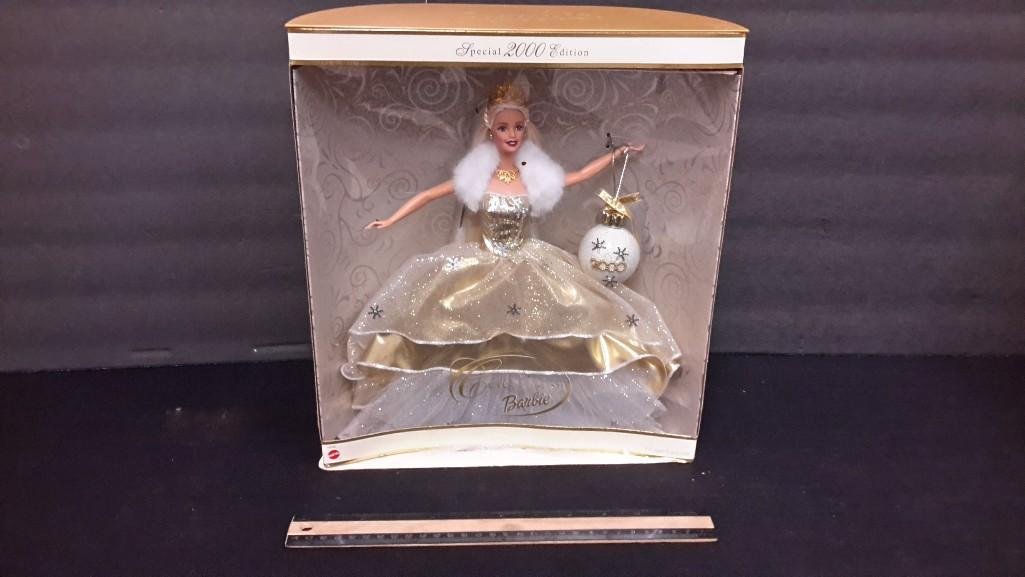 Special 2000 Edition Celebration Barbie: Comes in original packaging