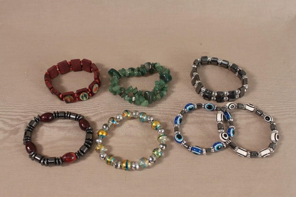 Ladies Stretch Bracelets (7): Glass and beaded stretch bracelets 