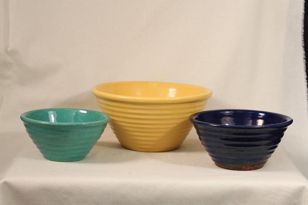 Vintage Kitchen Bowls (3)