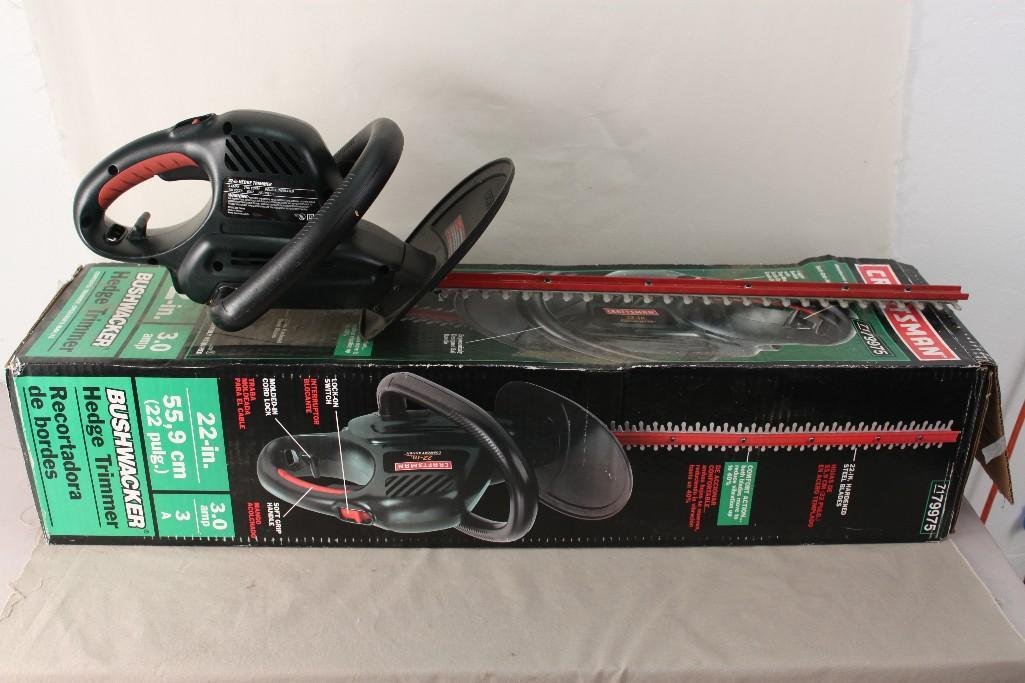 Craftsman Bushwacker Hedge Trimmer: 22". 3.0 amp. Model # 7179975. Electric. 