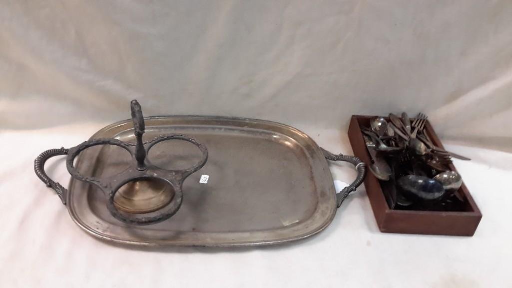 Silver Plate Collection: Silverware brands; Community Plate, Silverbelle, Homes and Edwards, and more. (total of 51 pieces). Also comes with 3 bowl stand and tray. 