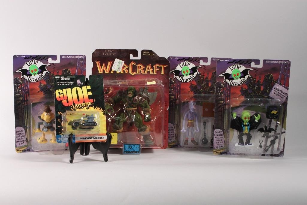 Warcraft, Little Dracula, and G.I. Joe (5): Warcraft Orc Grunt, Little Dracula Deadwood, Little Dracula, Magget, G.I. Jo die-cast sand striker altering vehicle 