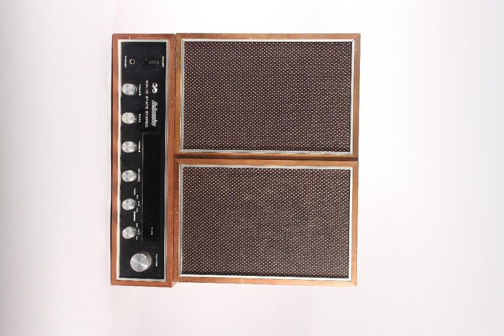Vintage Delmonico Solid State Stero: Includes receiver and speakers, model 16TS225 OW, speakers are 8" x 11"