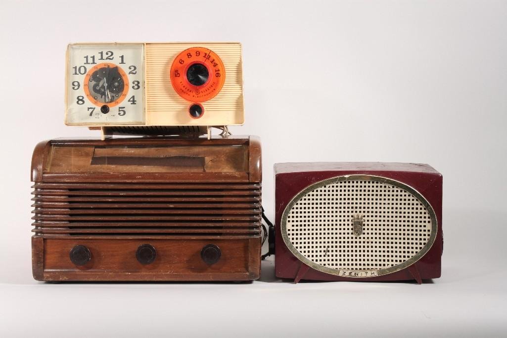 Vintage Radios (3): Includes Zenith model A513R, General Electric Youth Electronics checker board radio, and RCA Victor model 36X