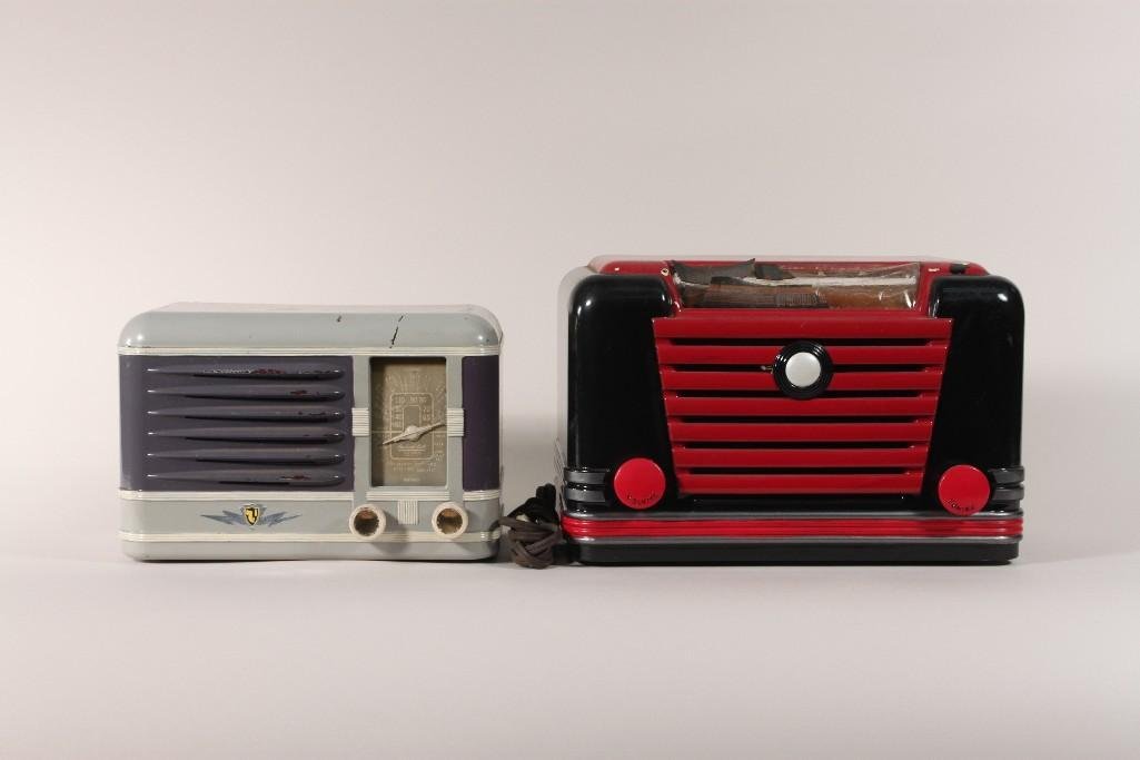 Packard Bell & Coronado Vintage Radios (2): Coronado radio model number is 43-8241 has damage to the display panel with black and red encasement, and the Packard Bell has grey tone encasement 