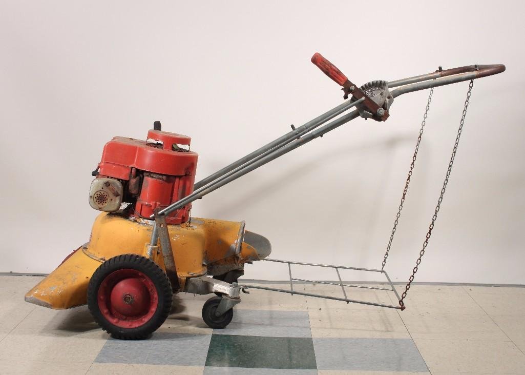 Commercial Yard-Vac: Model no. B-46, pull start spring is not working, does have compression, not sure if it starts, bag not included.
