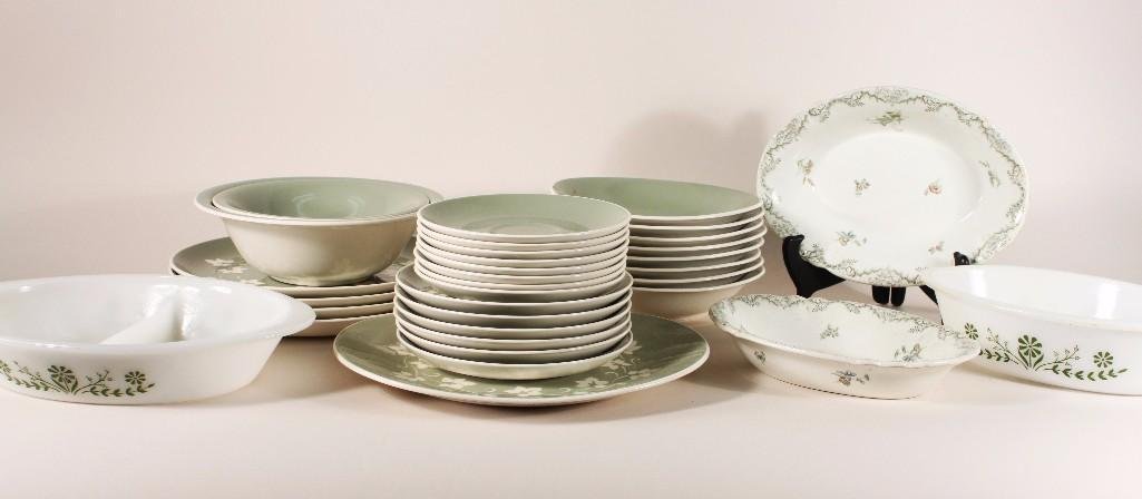 Green Ceramic and Glass Kitchenware (33): Harkerware green and white dishes (some chips), glasbake casserole bowls,
