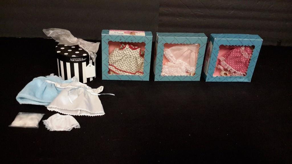 Madame Alexander Clothing Sets (4): Wendy Loves 8-98 dress, Wendy Loves 8-97 dress, and Wendy Loves 8-99 dress, and Hat box that contains rob, night gown, underpants and slippers, all are in very good condition