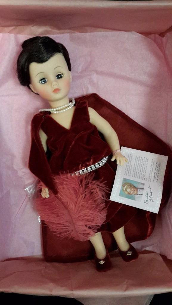 Madame Alexander Grace Coolidge Doll: President's Ladies series VI, 1989-90, 14" tall, mint in box 