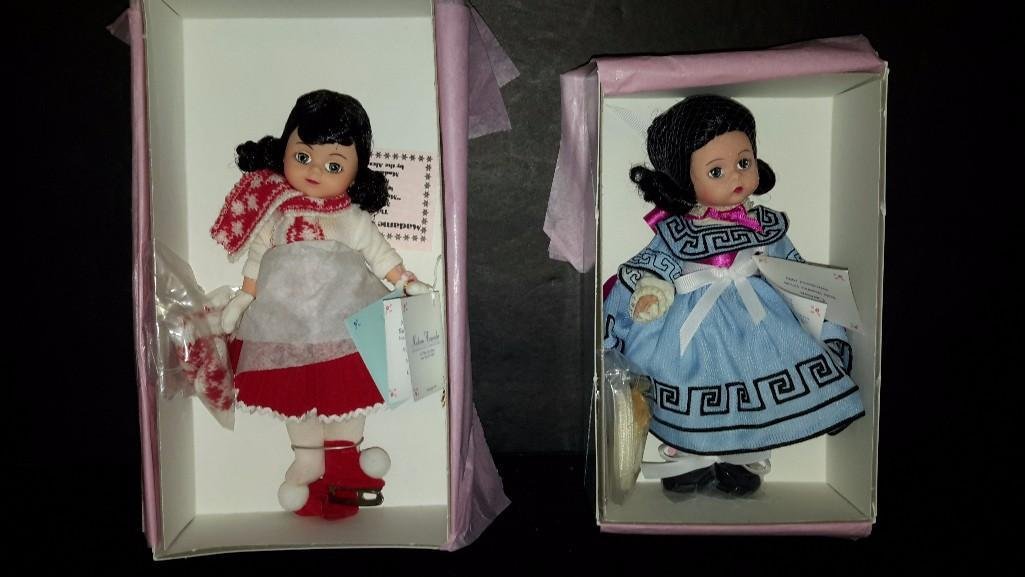 Madame Alexander Dolls (2): Maggie Visits Rockefeller Center 8" doll MADC 1998 special doll limited edition of 350, and Carreen O'hara 8" doll 1999, both are mint in box 