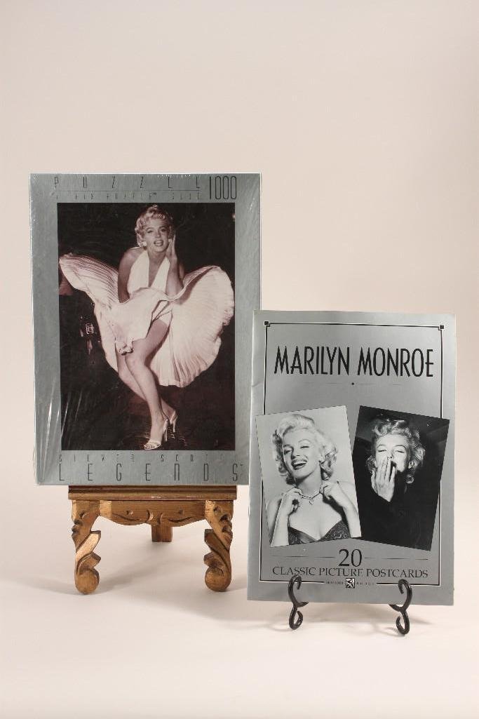 Marilyn Monroe Collectibles: 1000 piece jig saw puzzle, and Marilyn Monroe 20 Classic picture postcards 1994