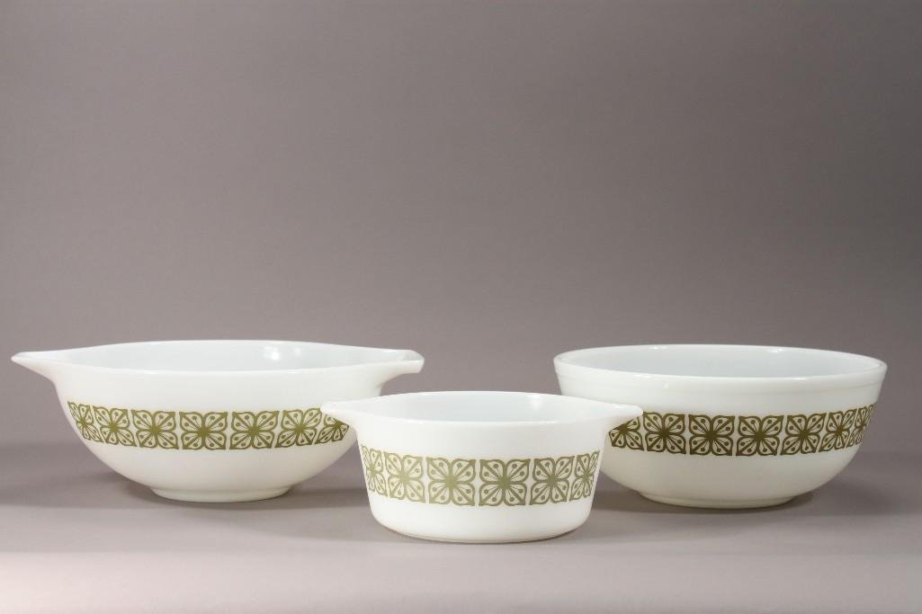 Vintage Pyrex Mixing Bowls (3): One bowl measures 13" across, one has a diameter of 10.5", and one is 9.5" across, good condition