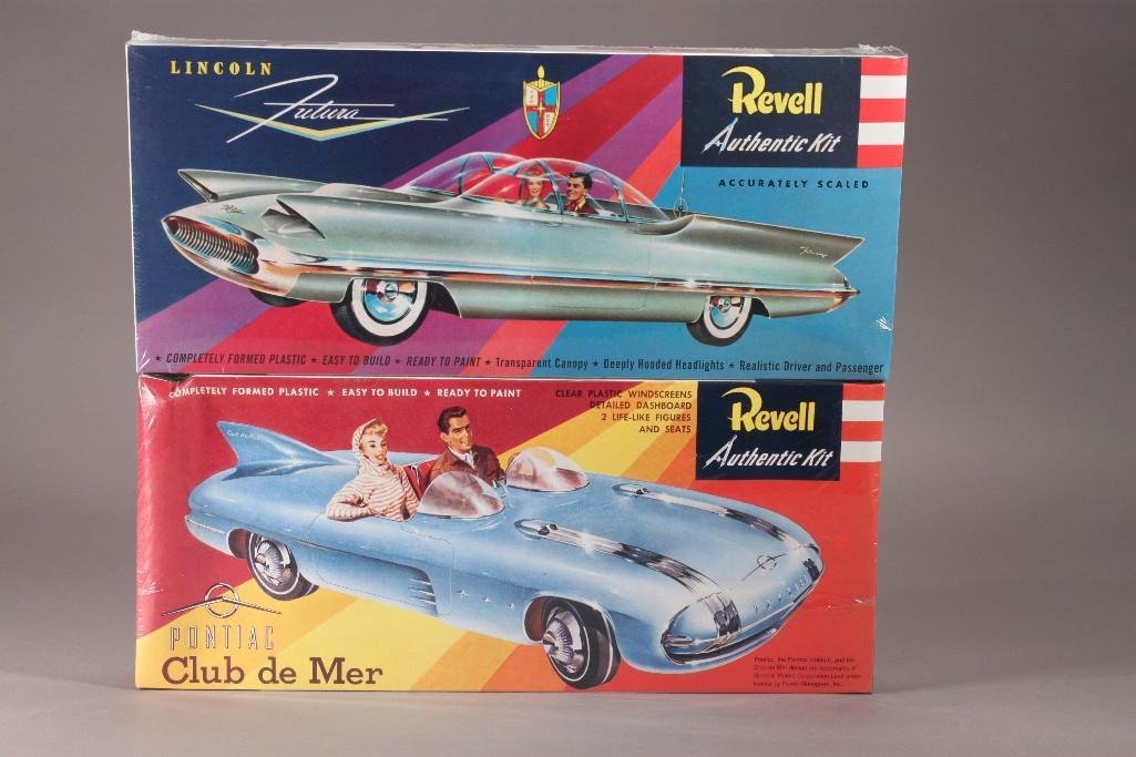 Revelle Plastic Model Car Kits (2): Includes: Pontiac Club De mer, and a Lincoln Futura.