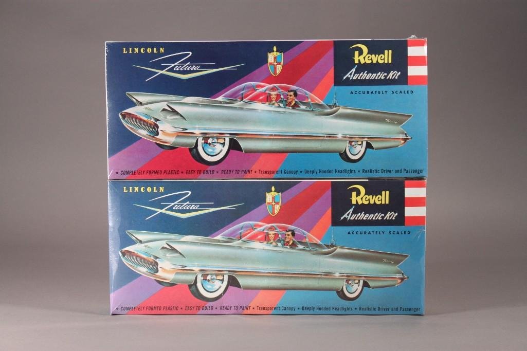 Revelle Plastic Model Car Kits (2): Includes: two Lincoln Futura model kits in plastic.