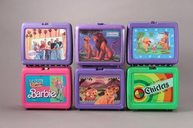 Vintage Plastic Lunch Boxes (6)