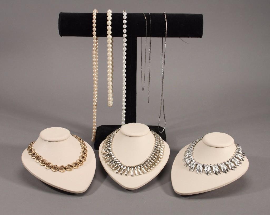 Ladies Vintage Jewelry: Includes silver tones necklaces, faux pearl necklaces, Monet gold tone necklace, and several silver tone chain necklace