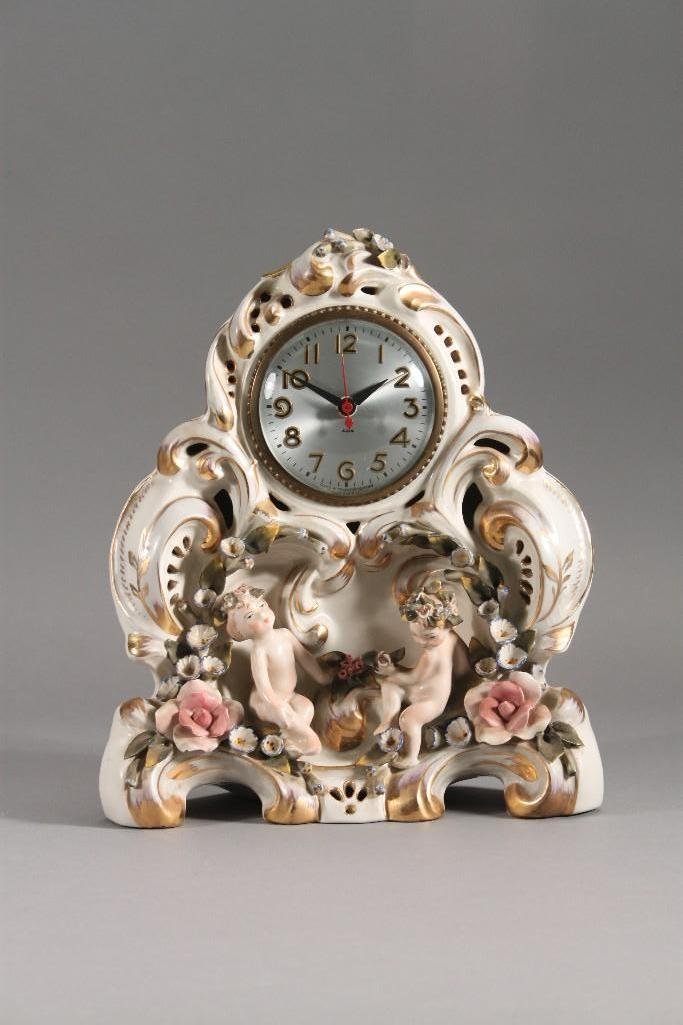 Capodimonte Style Porcelain Case Mantel Clock (1 of 7)