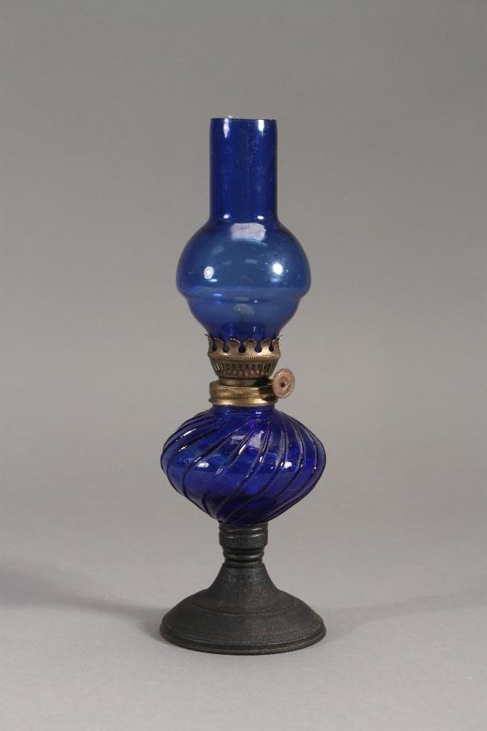 Cobalt Blue Kerosene Lamp (1 of 6)