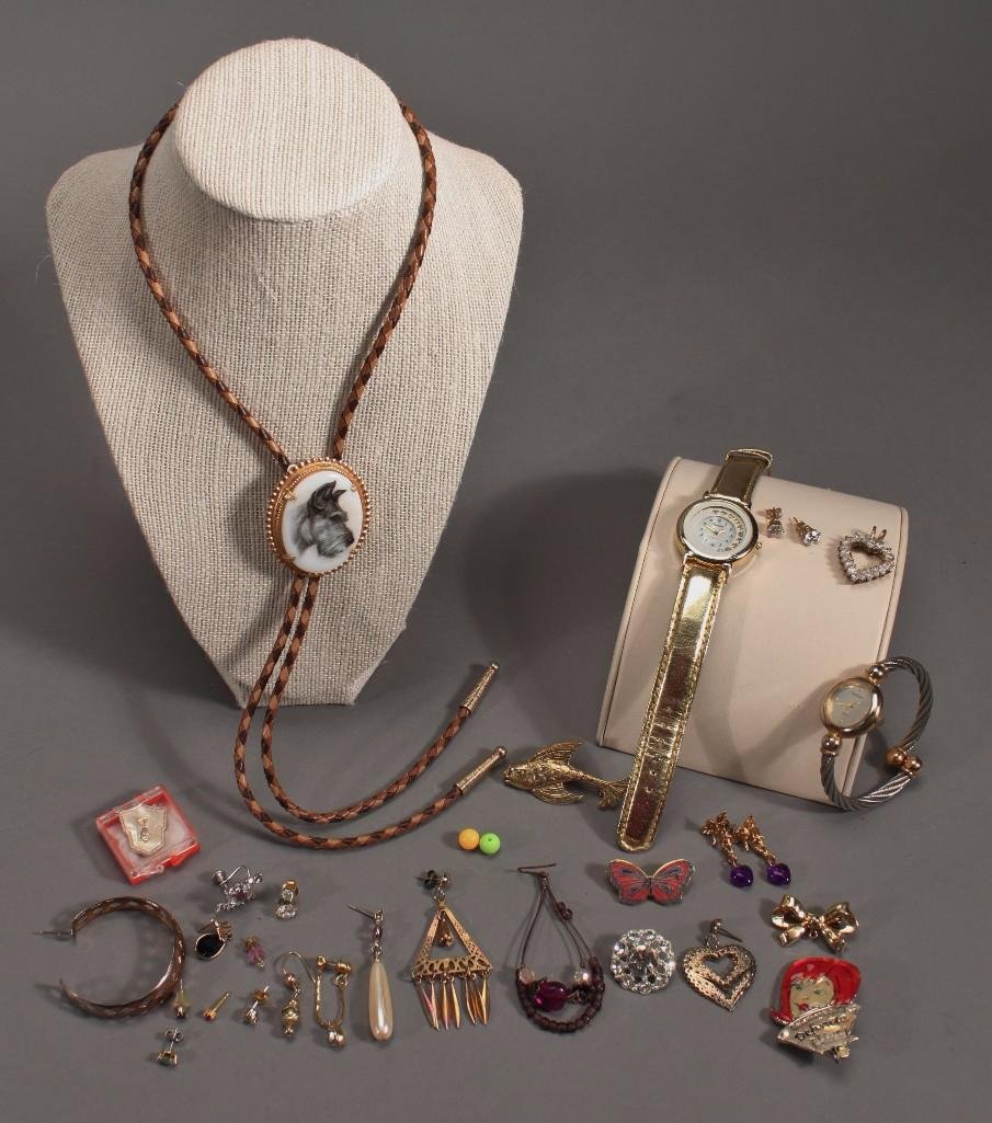 Assorted Costume Jewelry (1 of 10)