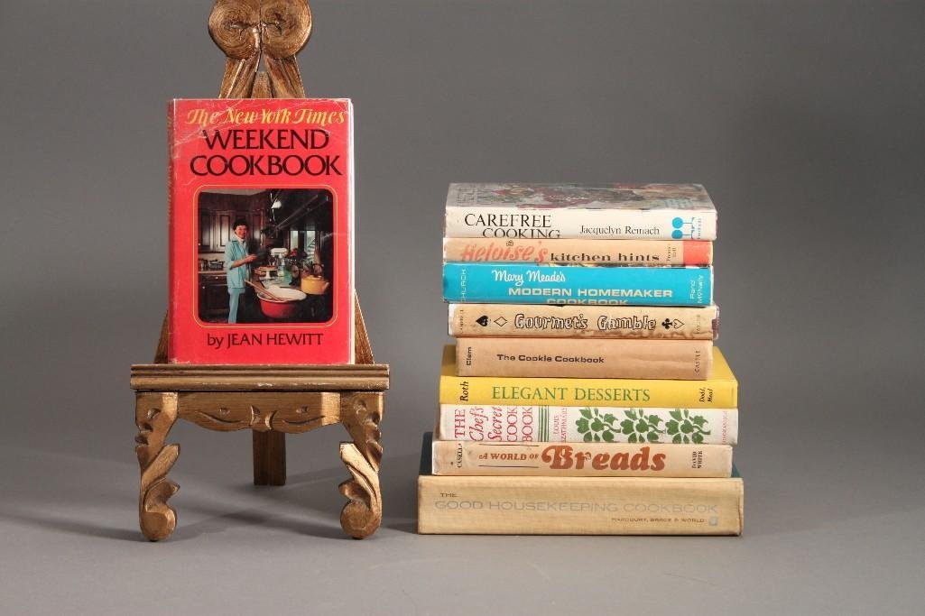 1960s and 1970s Cookbooks (10) (1 of 5)