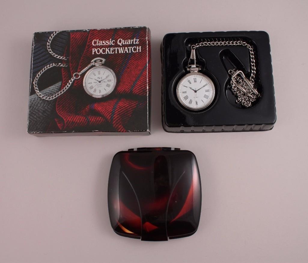 debull quartz pocket watch