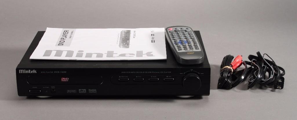 Mintek DVD Player (1 of 4)