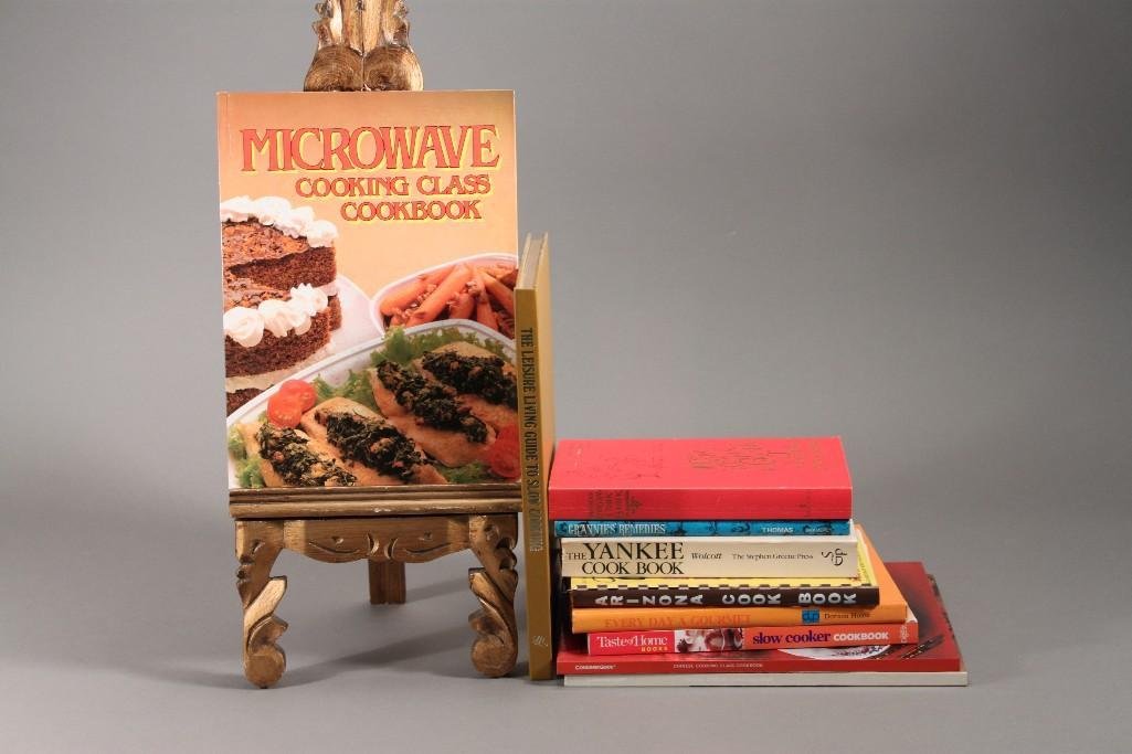 Vintage Cook Books (10) (1 of 9)