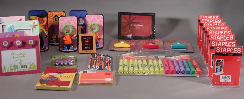 Picture Frames: Staples clear stand up picture holders (4''x6''), holiday frame (5''x7''), I-zone magnet photo frame, Flexo-wheelie picture frames, and more.