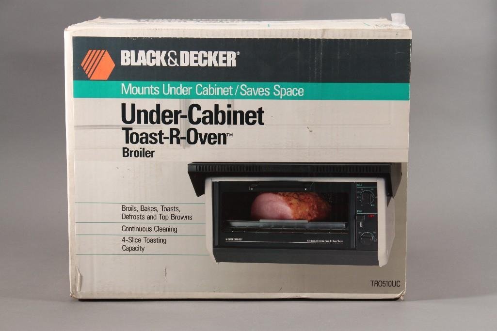 Black & Decker Under-Cabinet Toast-R-Oven Brolier: New In Box, Model TRO510UC 