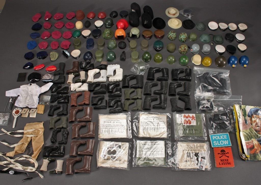 G.I. Joe Clothes and Accessories (1 of 10)