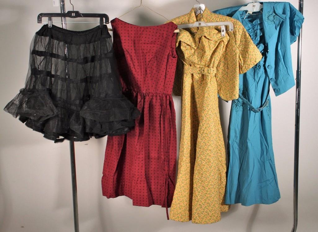 Vintage Dresses and Cancan (4) (1 of 8)