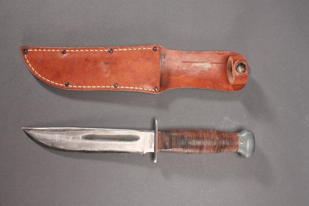 Pal Knife in Sheath (1 of 7)