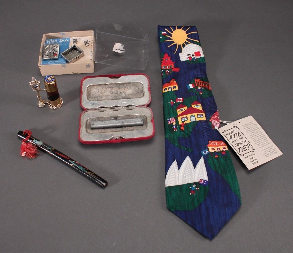 Personal Accessories (5) (1 of 8)