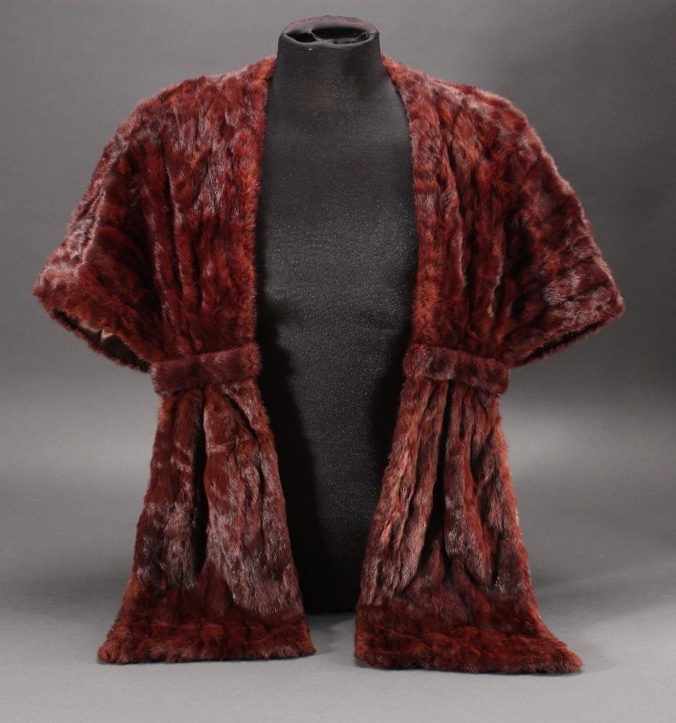 Ladies Vintage Fur Shawl (1 of 8)