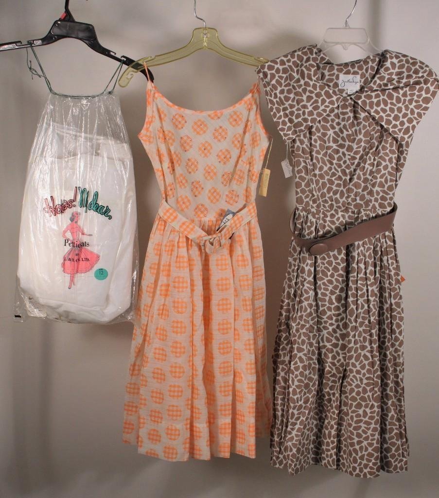 Ladies Dresses and Petticoats (3) (1 of 8)