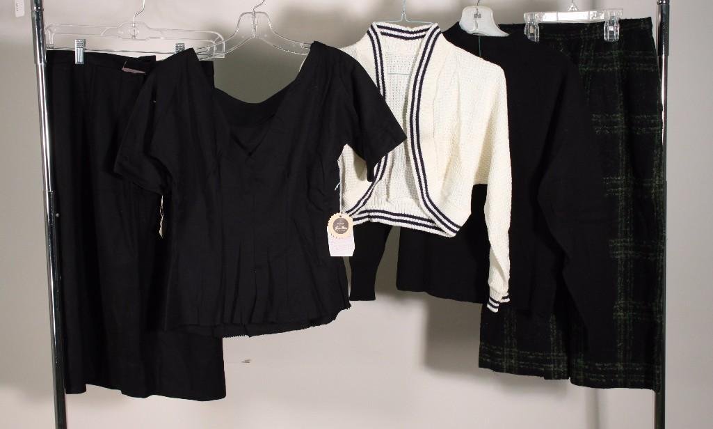 Ladies Vintage Skirts and Tops (5) (1 of 8)