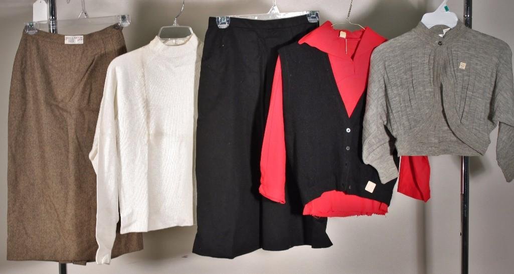 Ladies Vintage Skirts and Tops (5) (1 of 9)