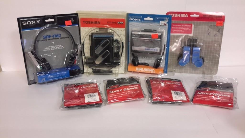 Headphones and Gloves (1 of 4)