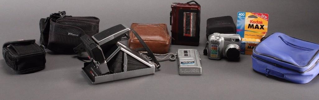 Vintage Polaroid SX-70 Land Camera and Accessories (1 of 10)
