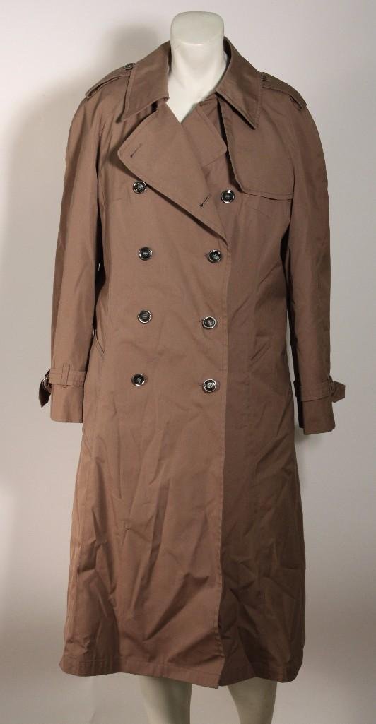 London Fog Trench Coat: Olive green London Fog trench coat size 14P in good condition.