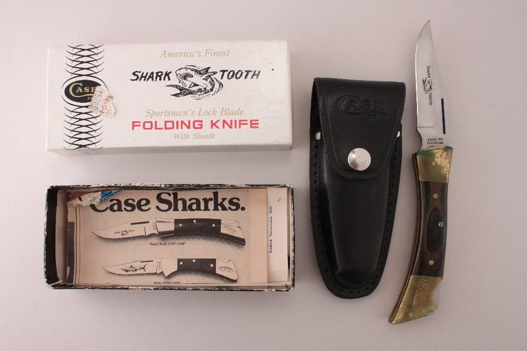 Shark Tooth Folding Knife: Americas Finest Shark Tooth lock blade knife in carrying case and original box. Model P197-SSP.