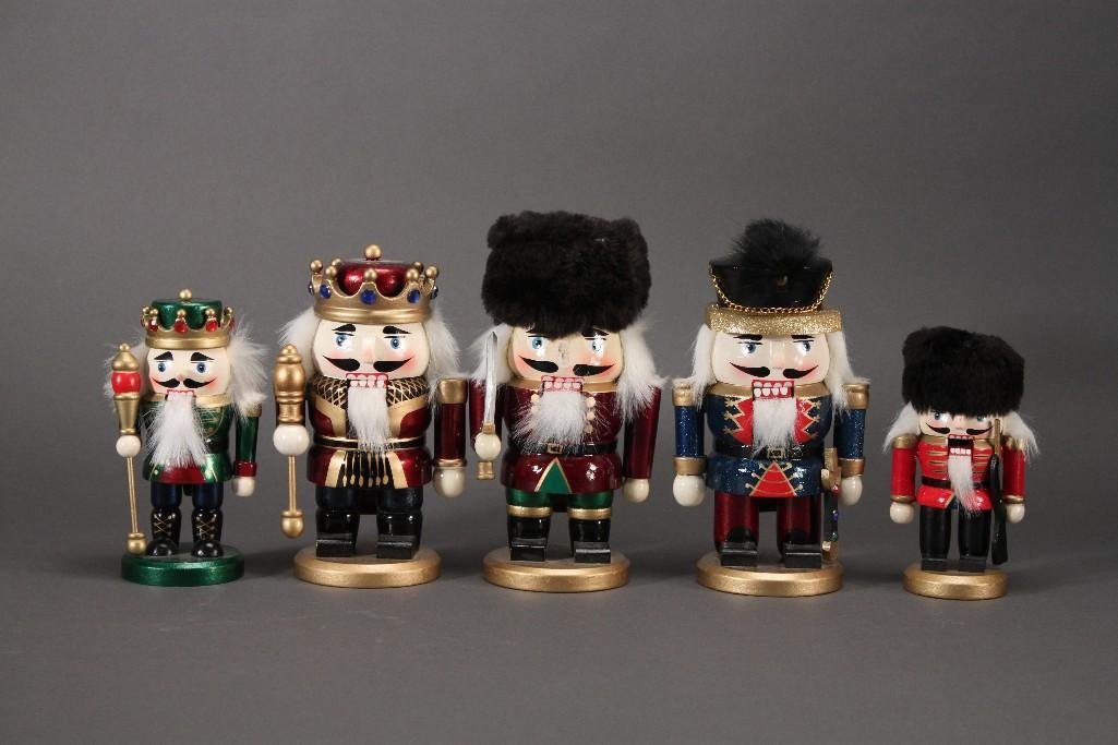 Christmas Nutcrackers (5): Range in size 6" to 8", all in good condition.
