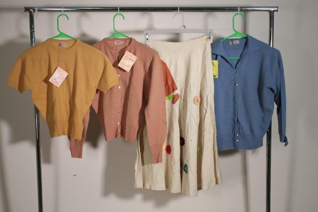 Vintage Ladies Clothing (4): Forst Mann blue wool sweatshirt size 38 good condition, Darlene wool sweater size 34, Bonarelaskirt size 12 NWT, and more.