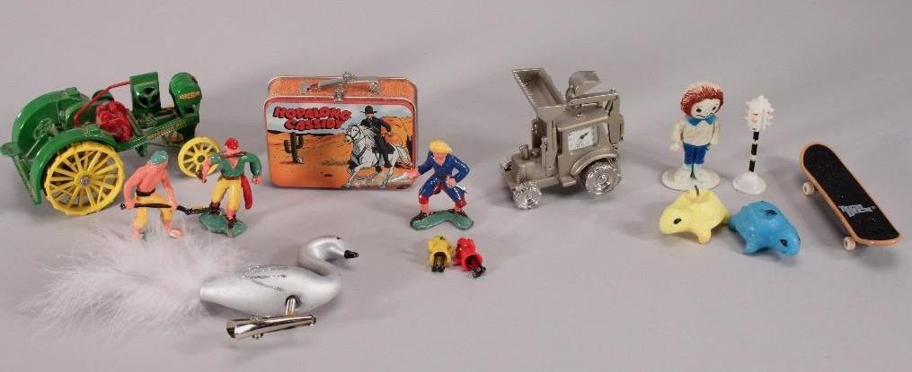 Vintage Collectible Toys (1 of 10)