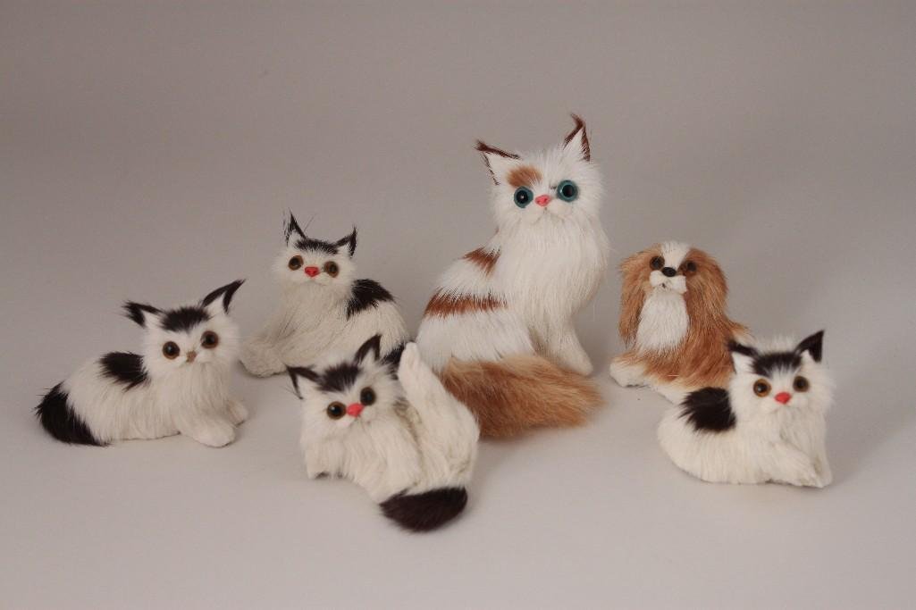 Animal Fur Cats and Dog Figures (6) (1 of 7)