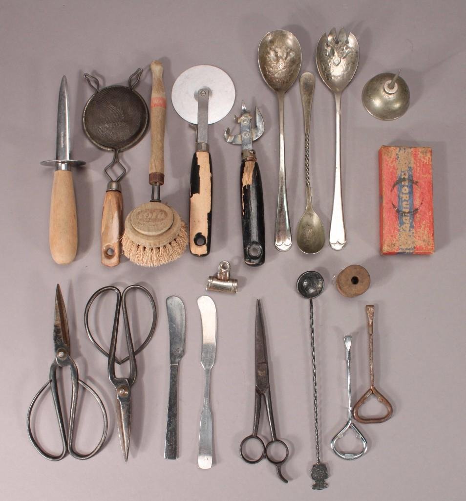 Vintage Kitchen Utensils (1 of 6)