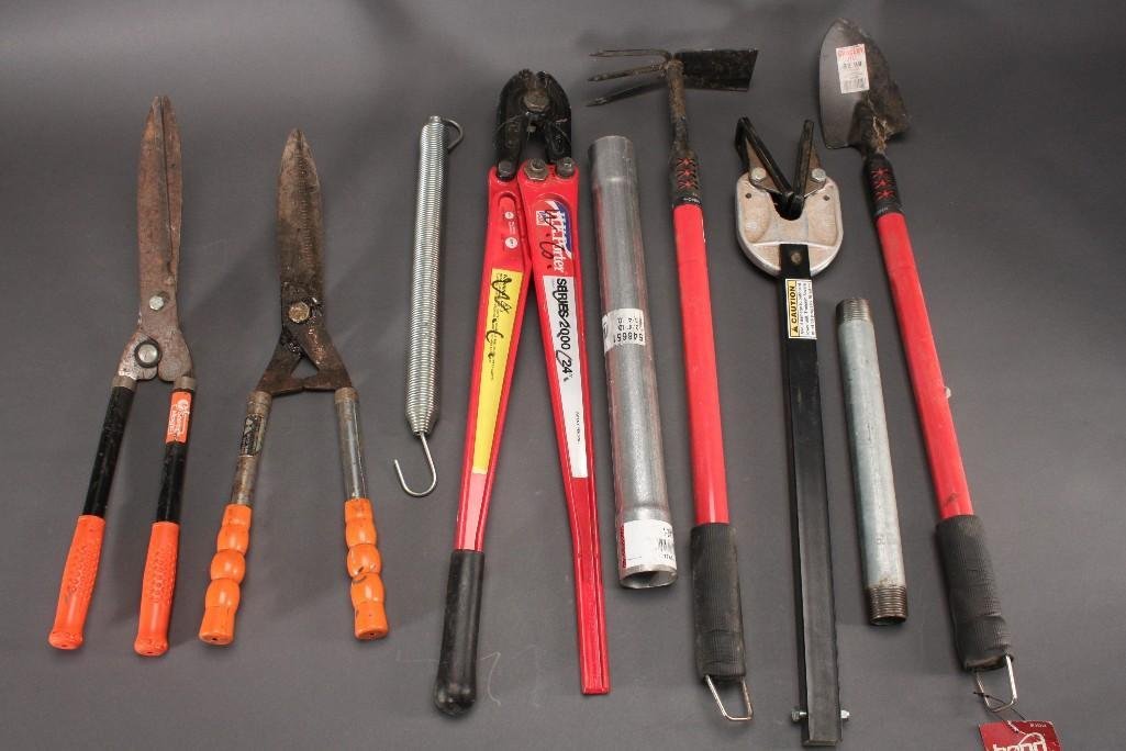 Yard Tools (7) (1 of 4)