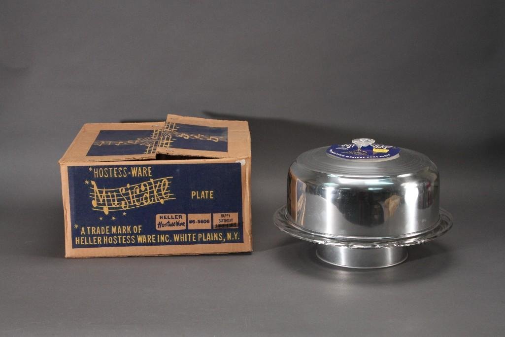 Vintage Revolving Musical Cake Plate (1 of 7)