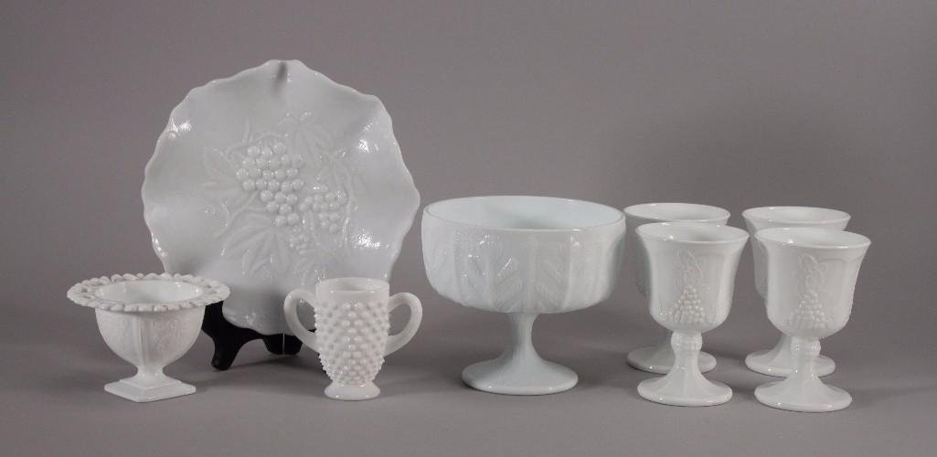 Vintage Milk Glass Collection (8) (1 of 10)