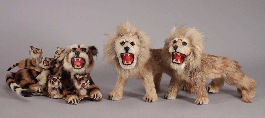 Animal Fur Lion Bobblehead Figurines (3) (1 of 9)